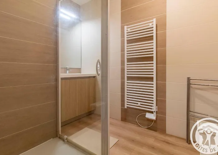 Camomille A La Campagne, Proche Du Puy Du Fou - Fr-1-622-99 *