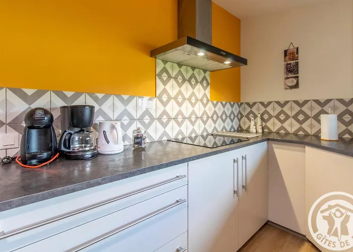 Camomille A La Campagne, Proche Du Puy Du Fou - Fr-1-622-99 Vakantiehuis *